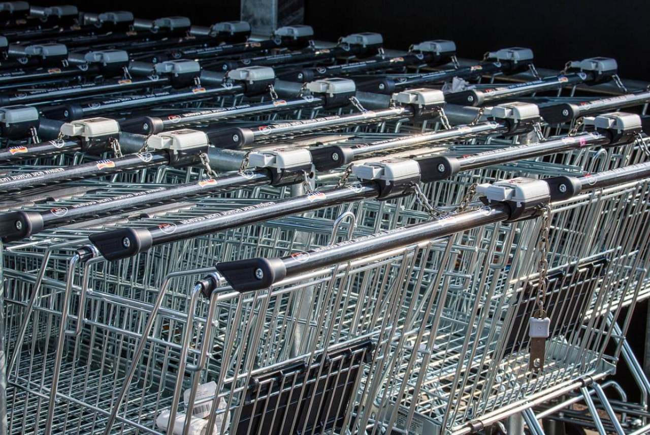 Image: shopping trollies supermarket checkout 