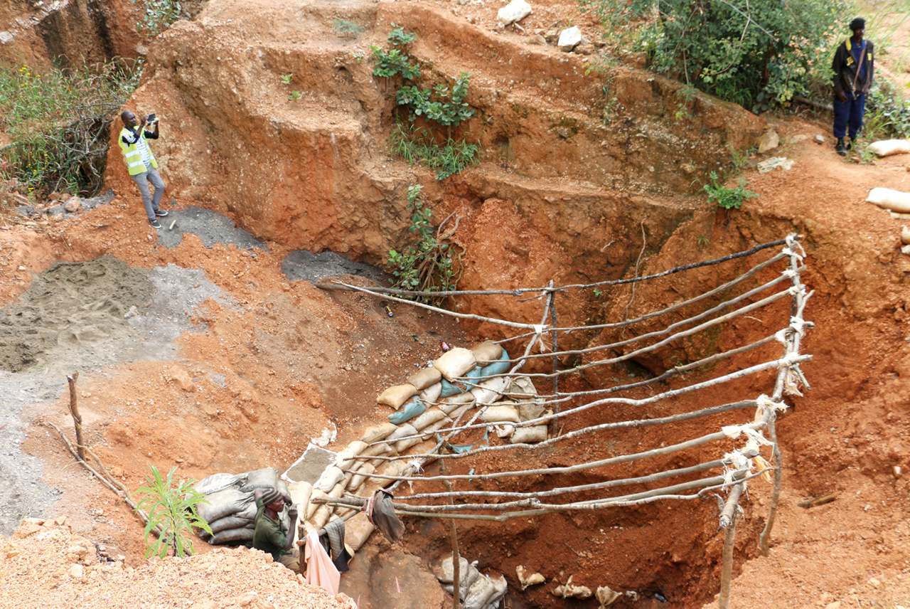 image: entrance to a conflict mineral mine in the congo
